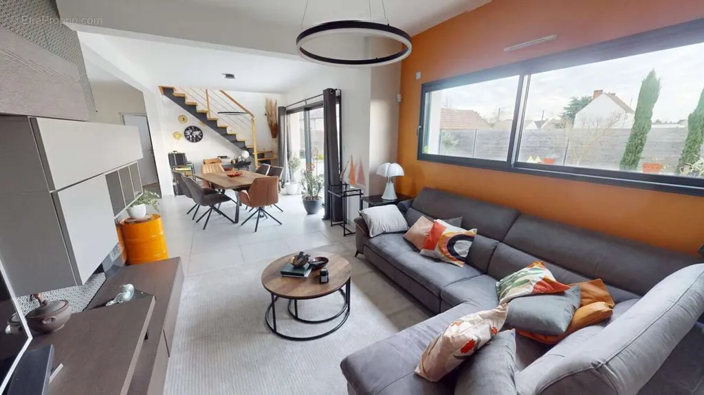 Séjour - Maison Contemporaine avec Jardin à Olivet