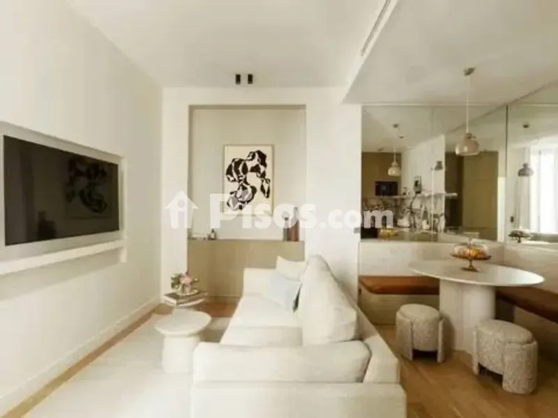 Soggiorno - Modern Flat with Balcony in Universidad-Malasaña