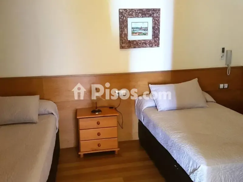 Chambres - Renovated Apartment with Garden Access in A Solva