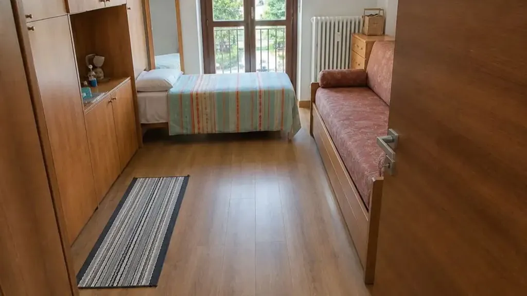 Bedrooms - Rearfitted Apartment with Balcony in Orbassano Centre