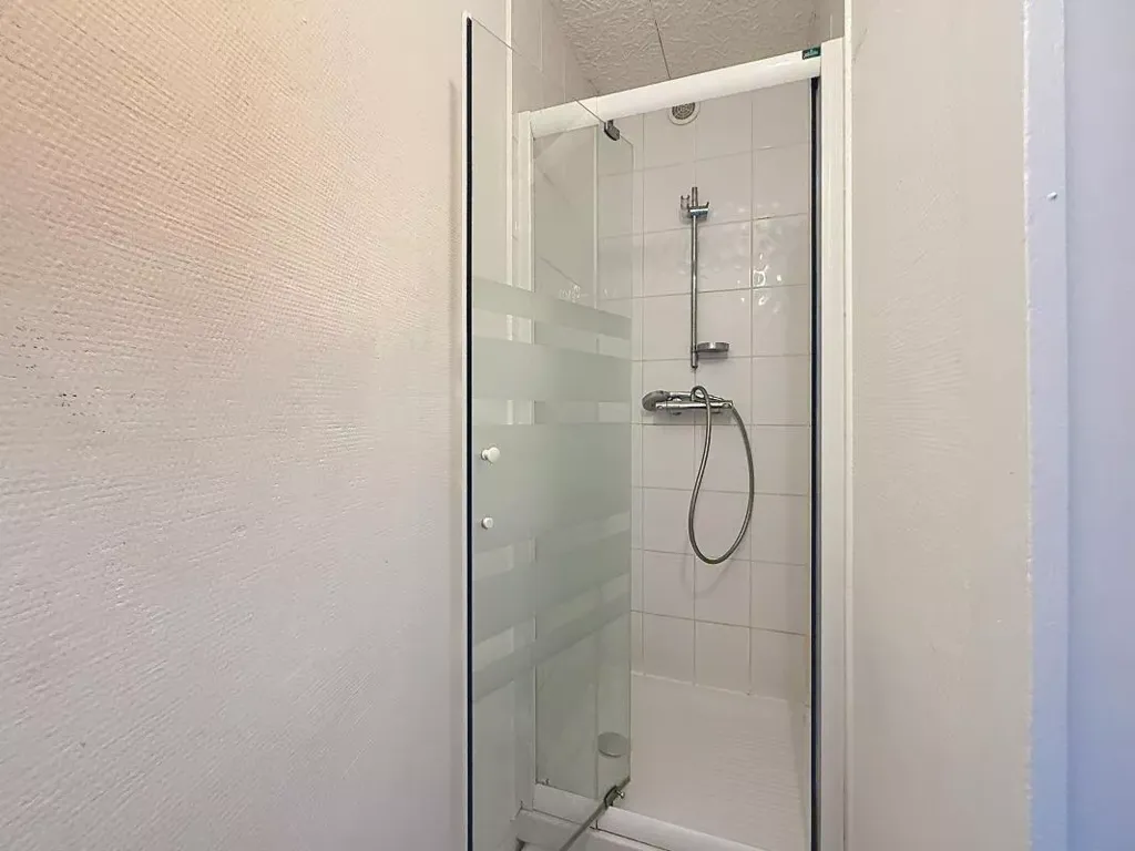 Salles de bain - Appartement Rénové au Centre de Nancy