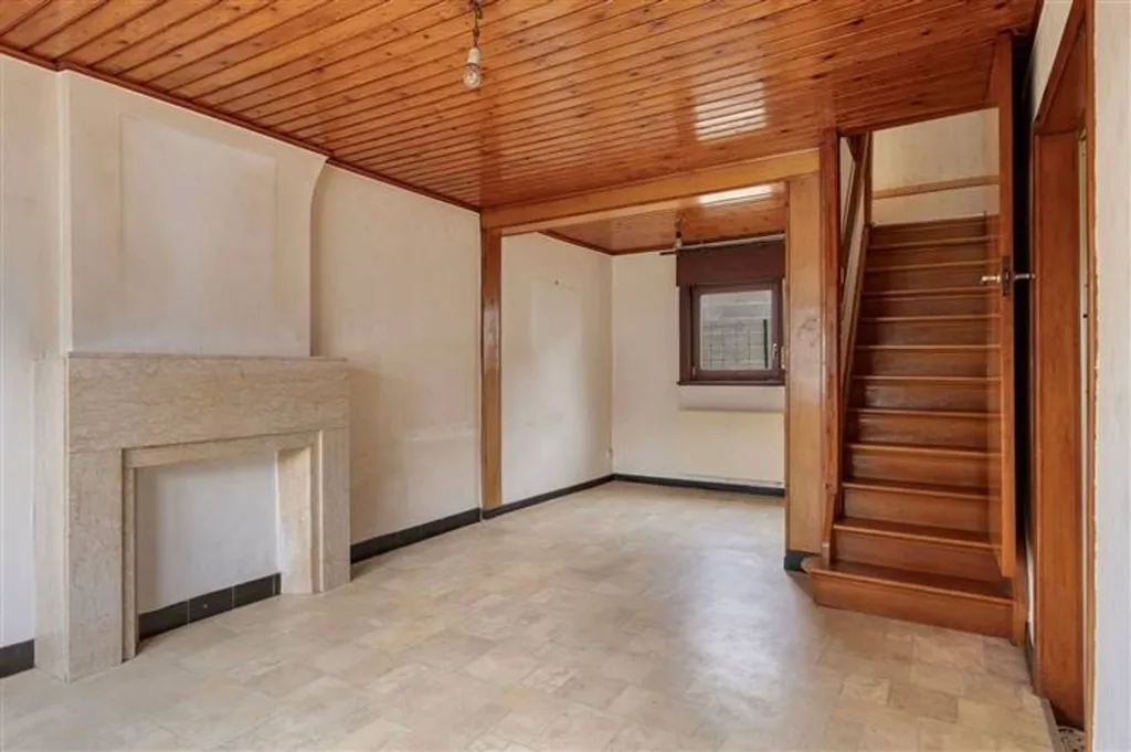 Elutuba - Farmhouse to Renovate with Garden in Gilmont