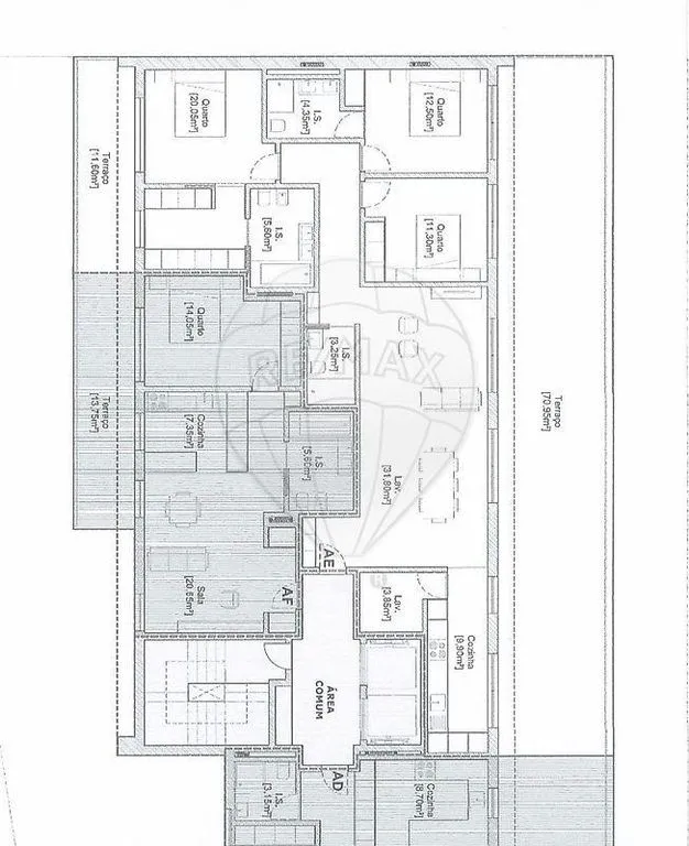 Plaan - 3-Bedroom Penthouse with Terraces in Aveiro