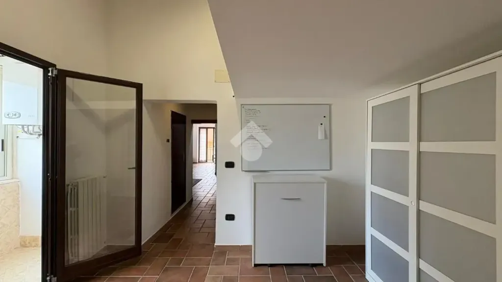 hallway_entrance