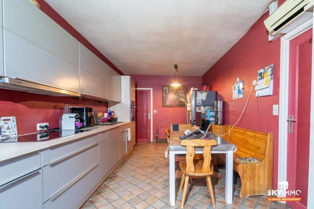 Köök - Bungalow with Spacious Garden in Juprelle