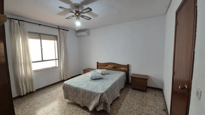 Magamistoad - Three-Storey Townhouse with Balconies in Antella