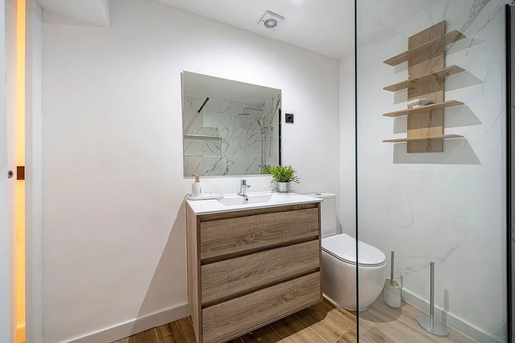 Vannitoad - Modern Flat with Air Conditioning in Madrid Centre
