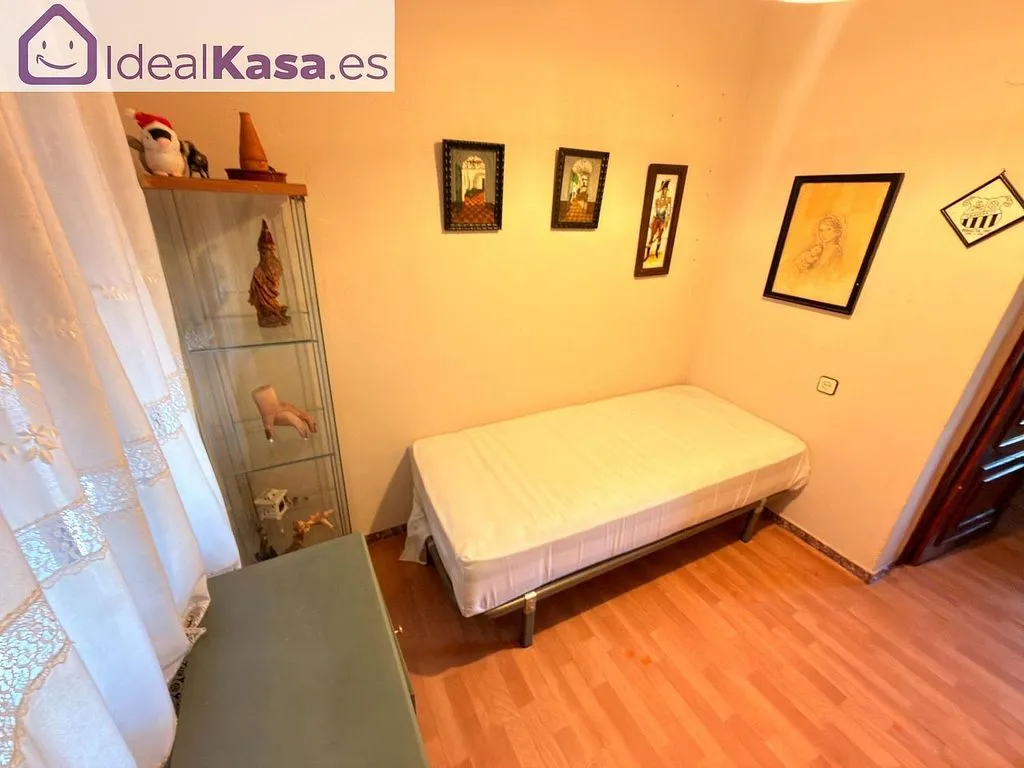 Magamistoad - 3-Bedroom Flat with Terrace in Los Pájaros