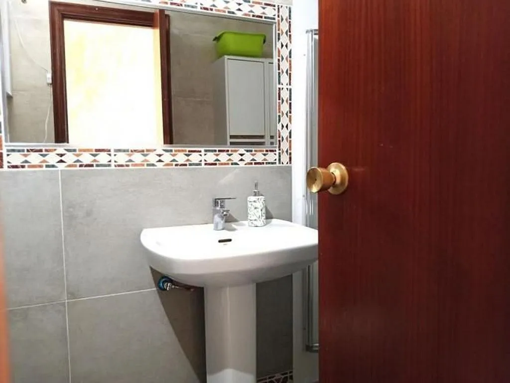 Vannitoad - Renovated Apartment with Pool in Molino