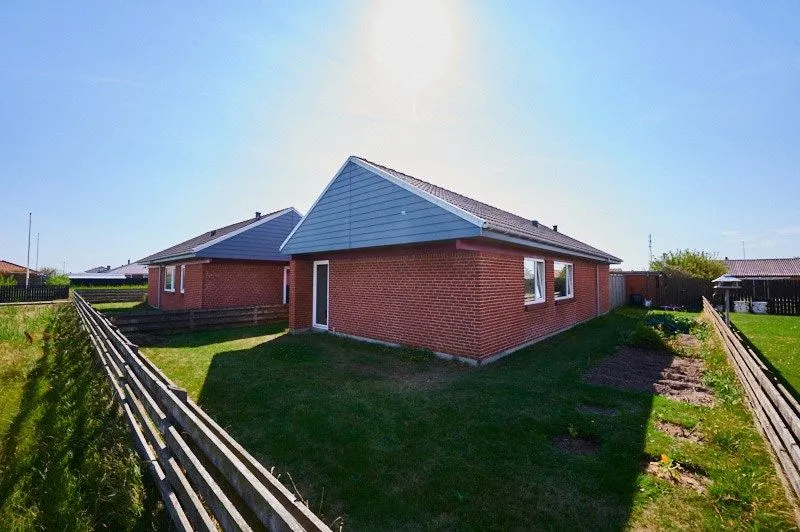 Giardino - Three-bedroom Terraced House with Garden in Ulfborg
