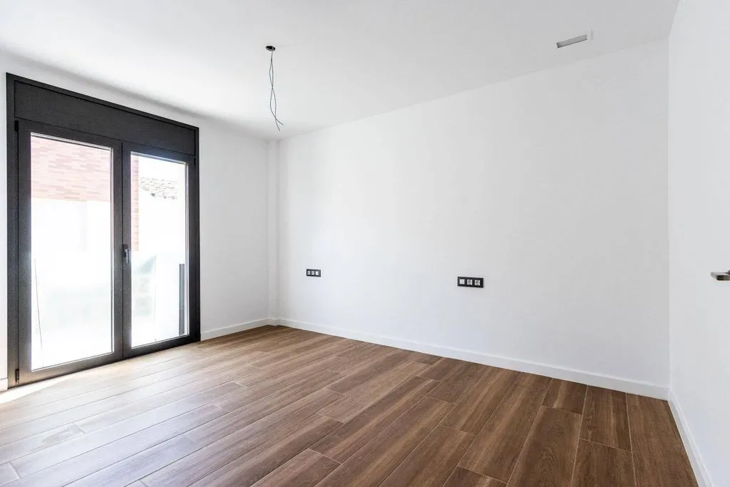Toad - New Detached House with Terrace in Viladecavalls