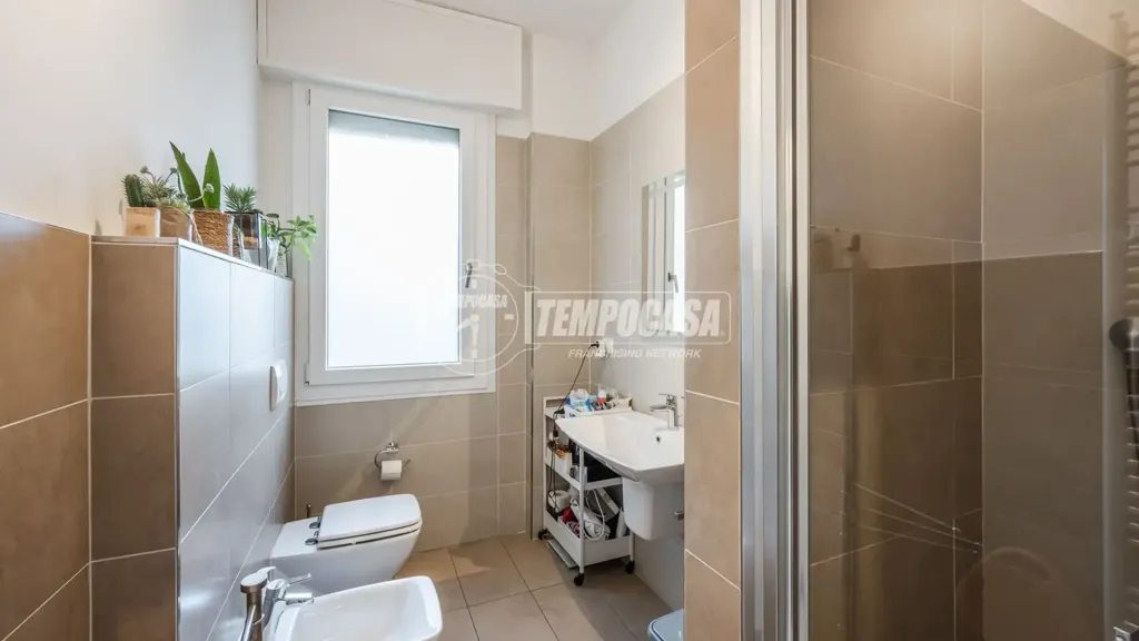 Bathrooms - Fully Rented Apartment with Balcony in Castenaso