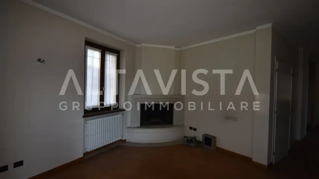 Elutuba - Villa with Pool in Montichiari Centre