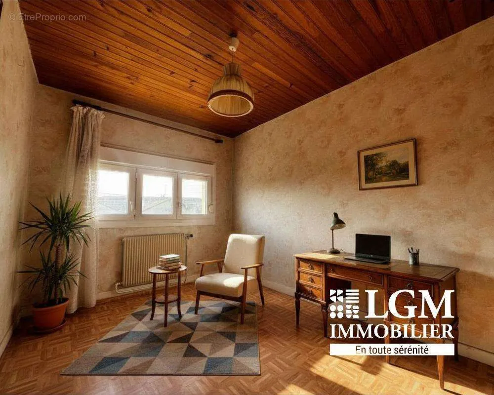 Bureau - Maison avec Sous-sol à Rambervillers