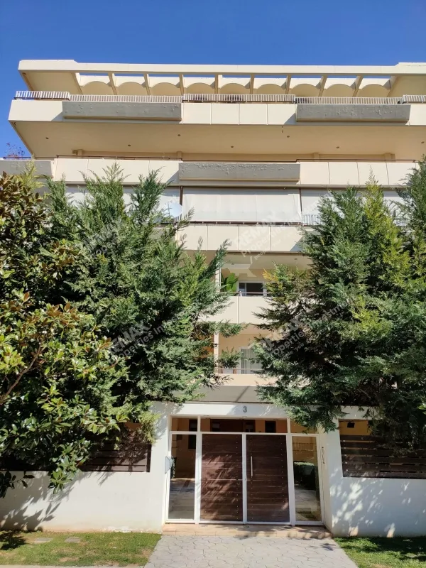 Välivaade - Multi-Unit Building with Parking in Glyfada Centre