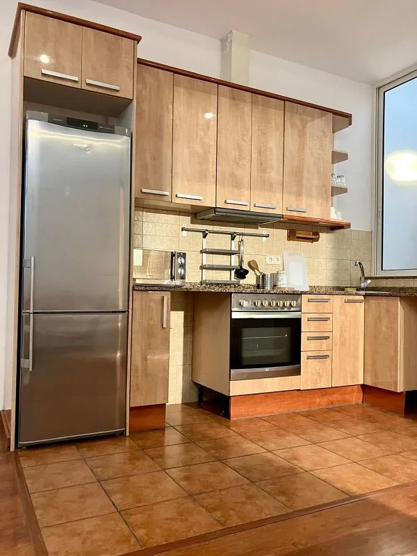 Cucina - Modernised Studio with Terrace in Poble Sec, Barcelona