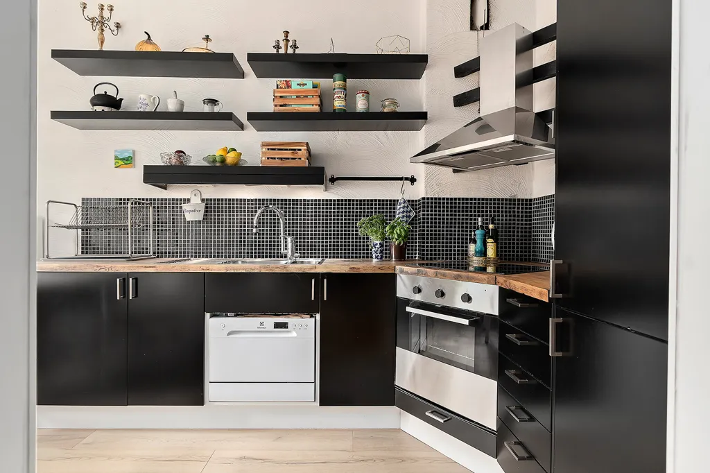 Cucina - Apartment with Balcony in Central Ystad