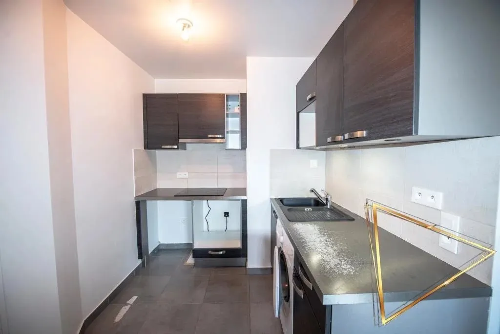 Cuisine - Appartement T2 Récemment Construit au Pré-Saint-Gervais