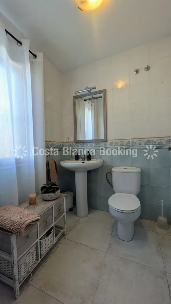 Vannitoad - Pared Villa with Pool near Albir Beach