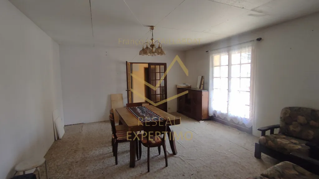 Salle à manger - Maison de Plain Pied avec Dépendances en Campagne à Cheval-Blanc