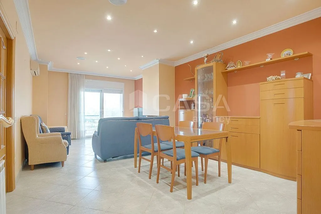 Salle à manger - Chalet with Terrace in Santa Eulàlia de Ronçana