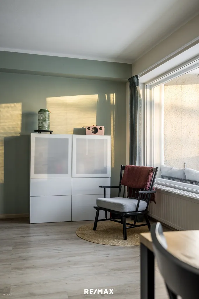 Séjour - Modernised Flat with South-Facing Balcony in Etelä-Haaga