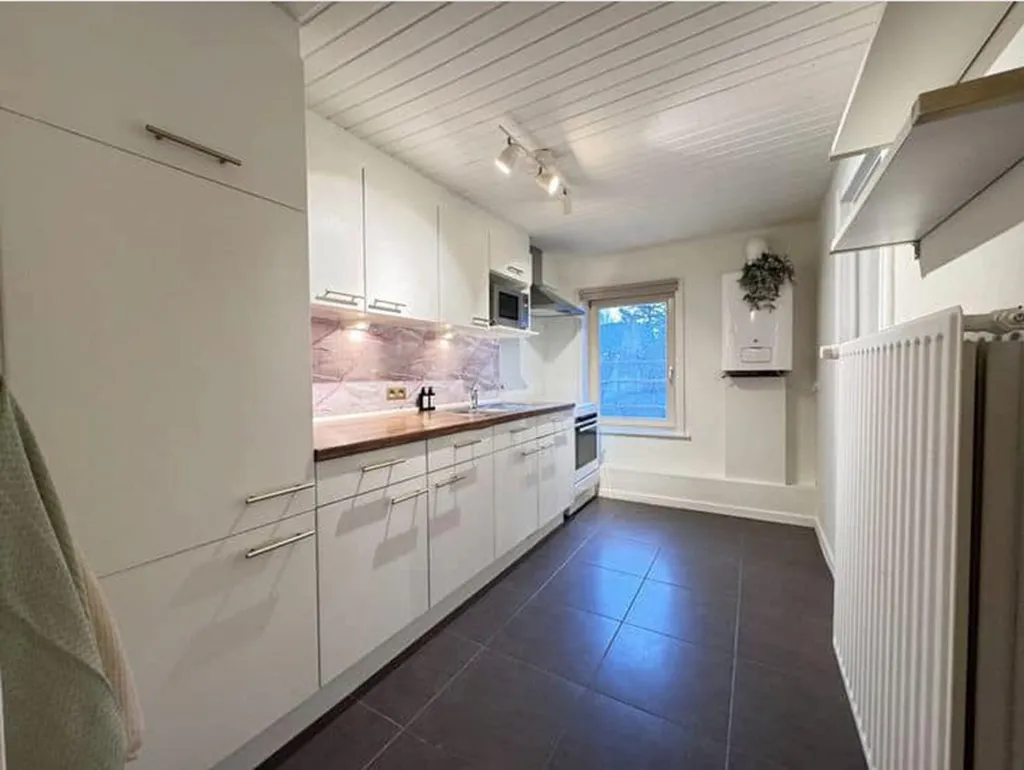 Köök - Duplex Apartment with Garden Potential in Herzele