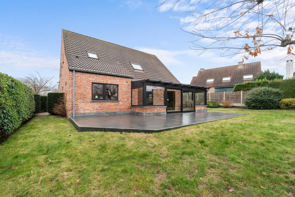Jardin - Villa Spacieuse avec Grand Jardin à Diegem