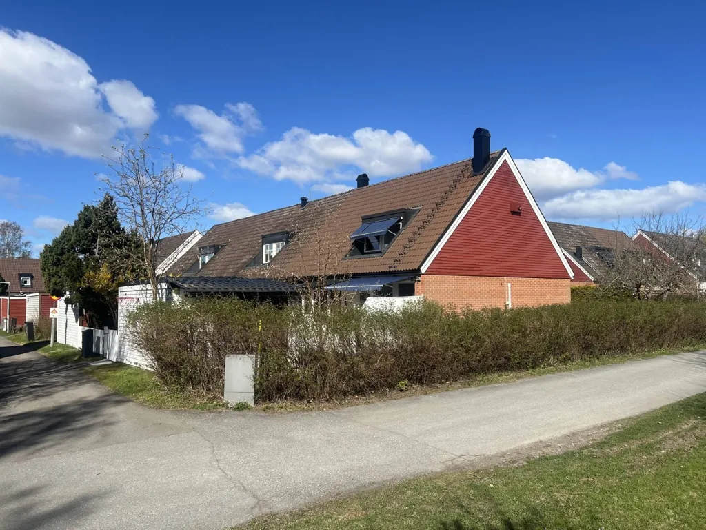 Välivaade - 5-toaline maja asukohas Örebro kommun