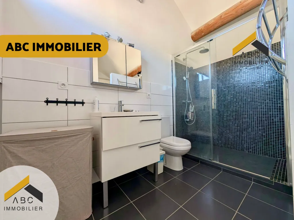 Vannitoad - Charming Townhouse in Orange Centre