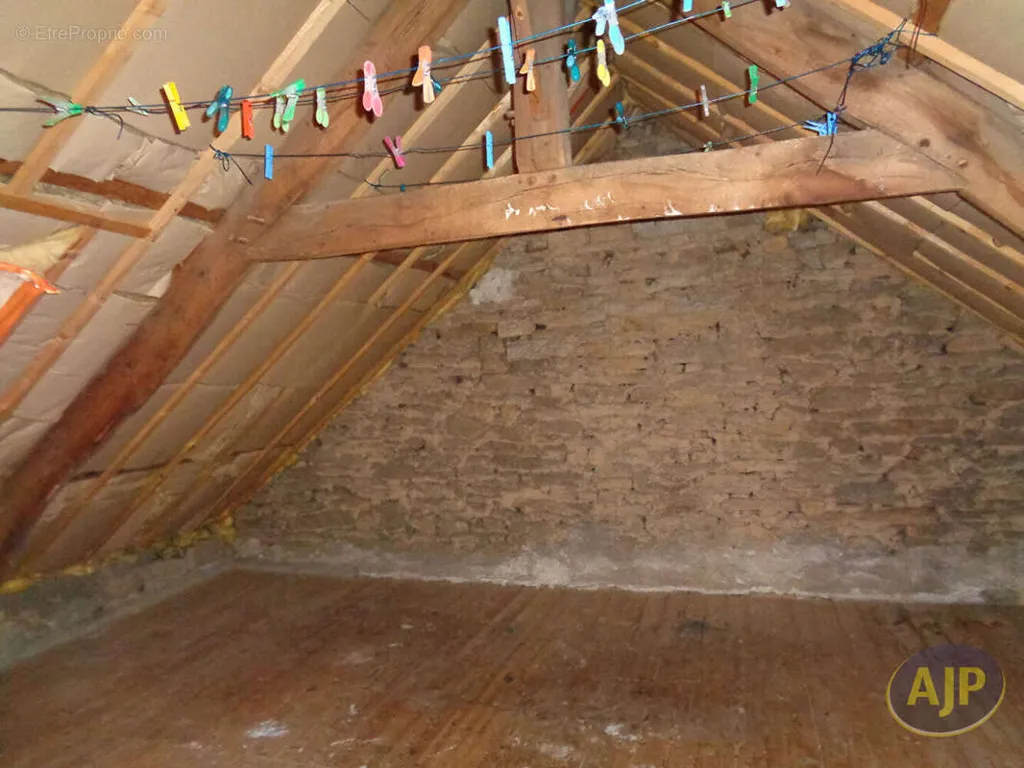 Appartement 9 pièces à Plumelec