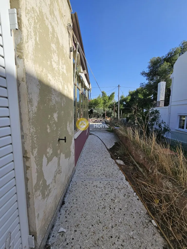 Jardin - Plot with Construction Rights in Thriamvos, Athens