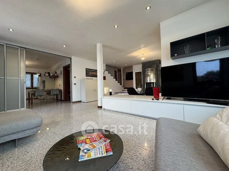 Séjour - Modern Villa with Private Garden in Cordenons