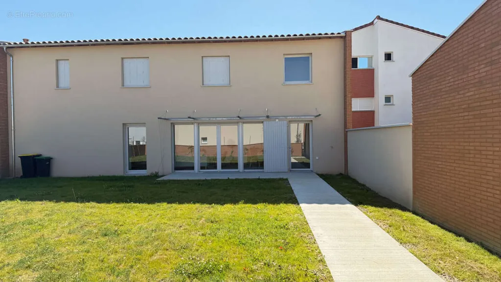 Giardino - Modern House with Garden in Pibrac