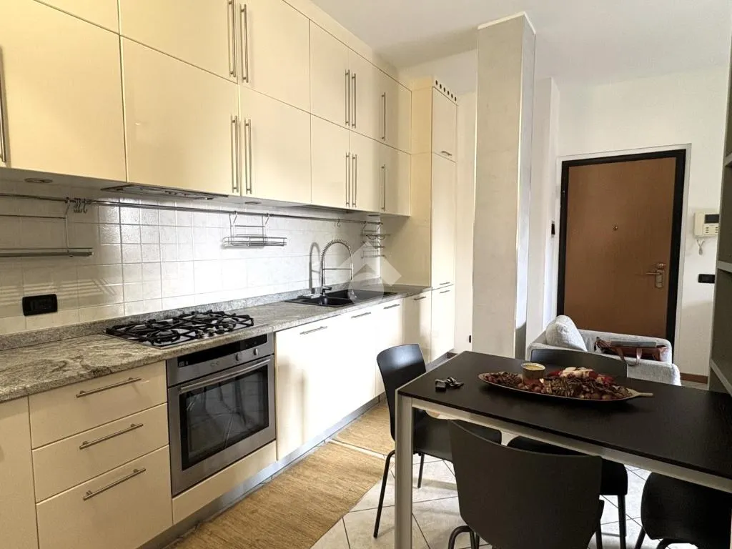 Köök - Modern Flat with Terrace in Senago