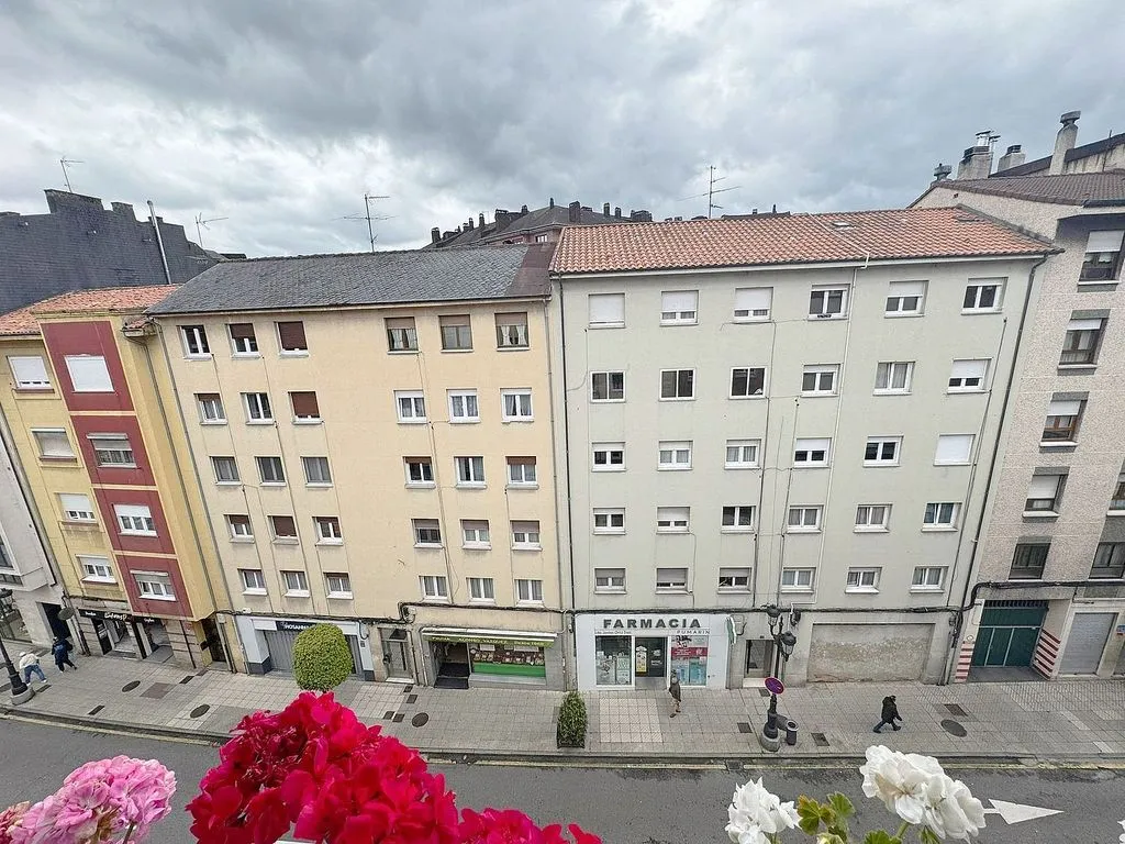 Rõdu - 2-Bedroom Apartment with Elevator in Milan