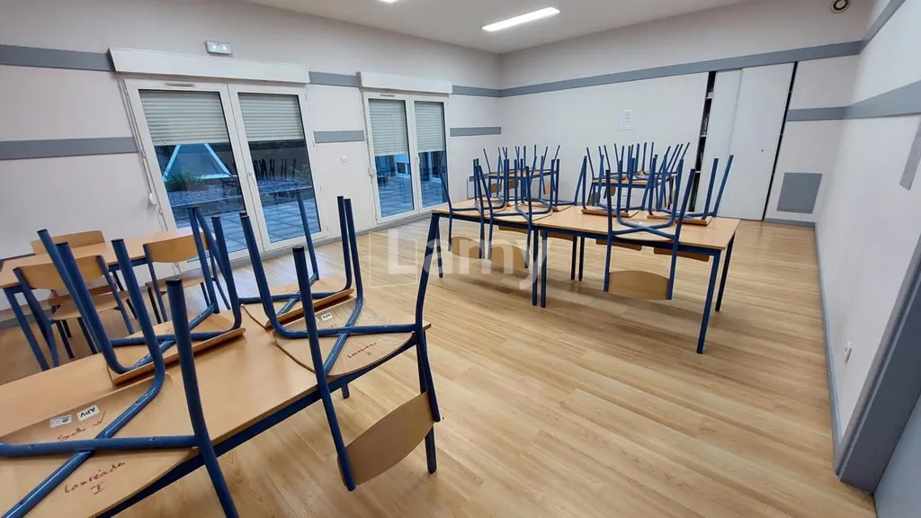 Sala da pranzo - Student Studio with Parking in Vélodrome