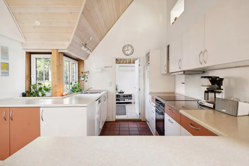 Kitchen - Rural Villa with Large Garden in Agerskov