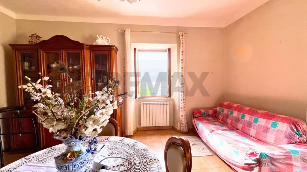 Söögituba - Apartment with Balcony View in Porto Azzurro