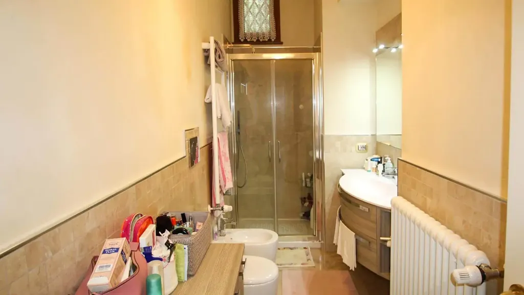 Appartement 4 pièces à IT