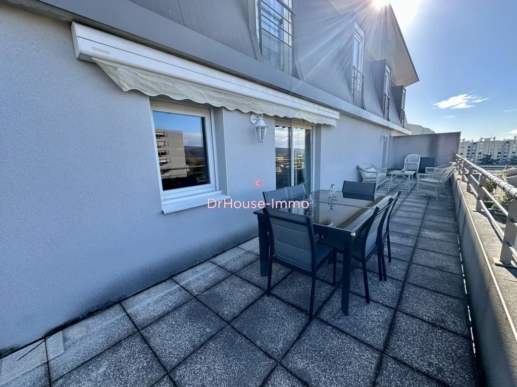 Balcony - Modern Duplex Apartment with Terraces in Valence