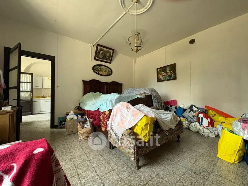 Chambres - Semi-detached Villa to Renovate in Caprile