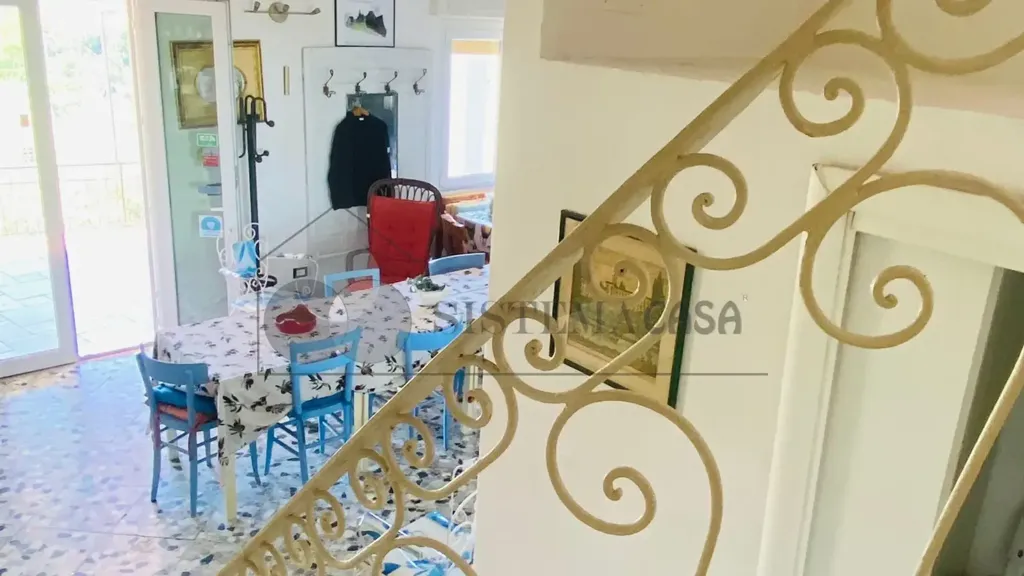 Söögituba - Villa with Sea View in Vezzano Ligure