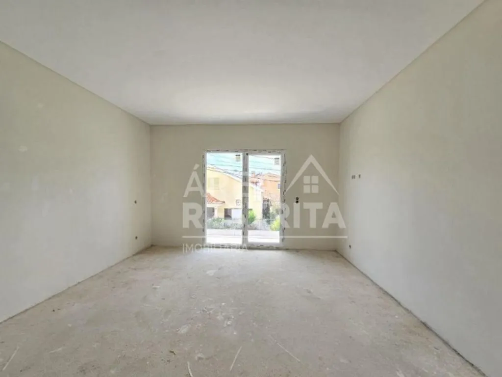 Rooms - Contemporary Semidetached House in Seixal
