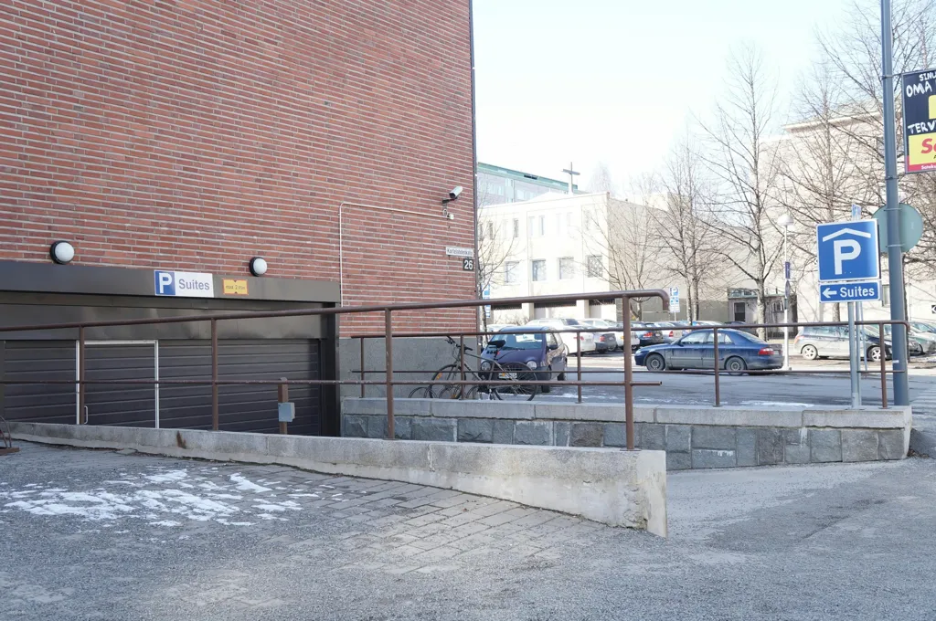 Garage - Furnished Studio in Tampere City Centre
