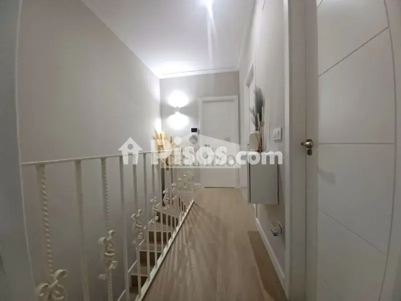 Entrée - Duplex with Patio in Don Benito
