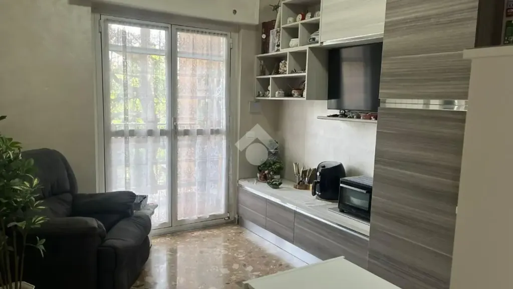 Séjour - Modernised Studio with Balcony in Sesto San Giovanni