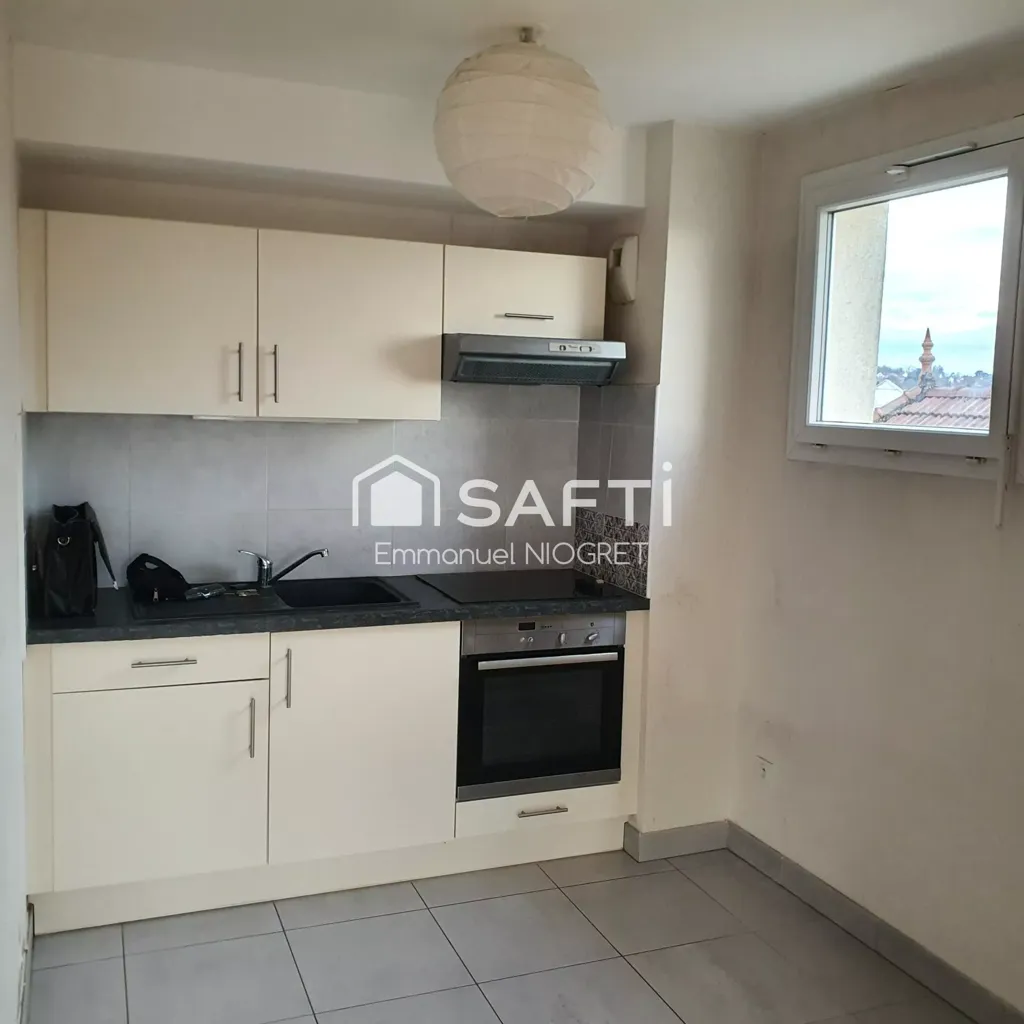 Cuisine - Appartement avec Terrasse au Calme à Dijon