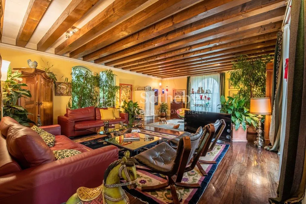 Séjour - Historic Villa with Panoramic Pool in Vittorio Veneto