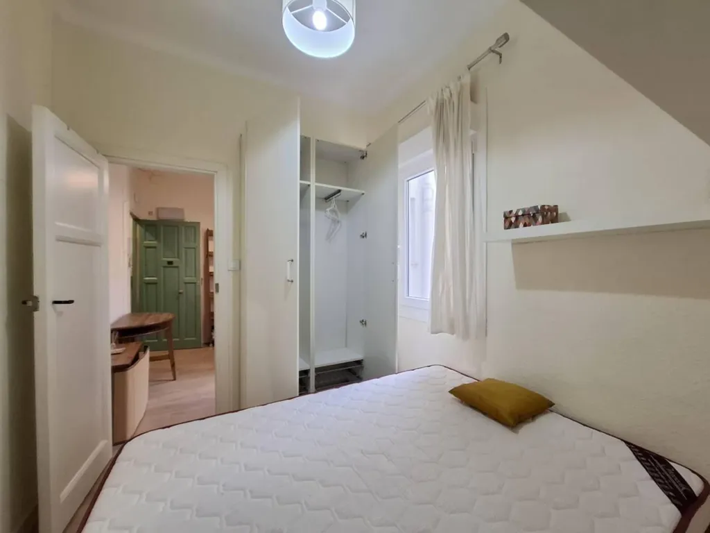 Chambres - Furnished Flat in University-Malasaña, Madrid